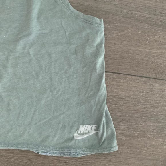 Nike cropped top shirt Small S crop - Picture 3 of 6